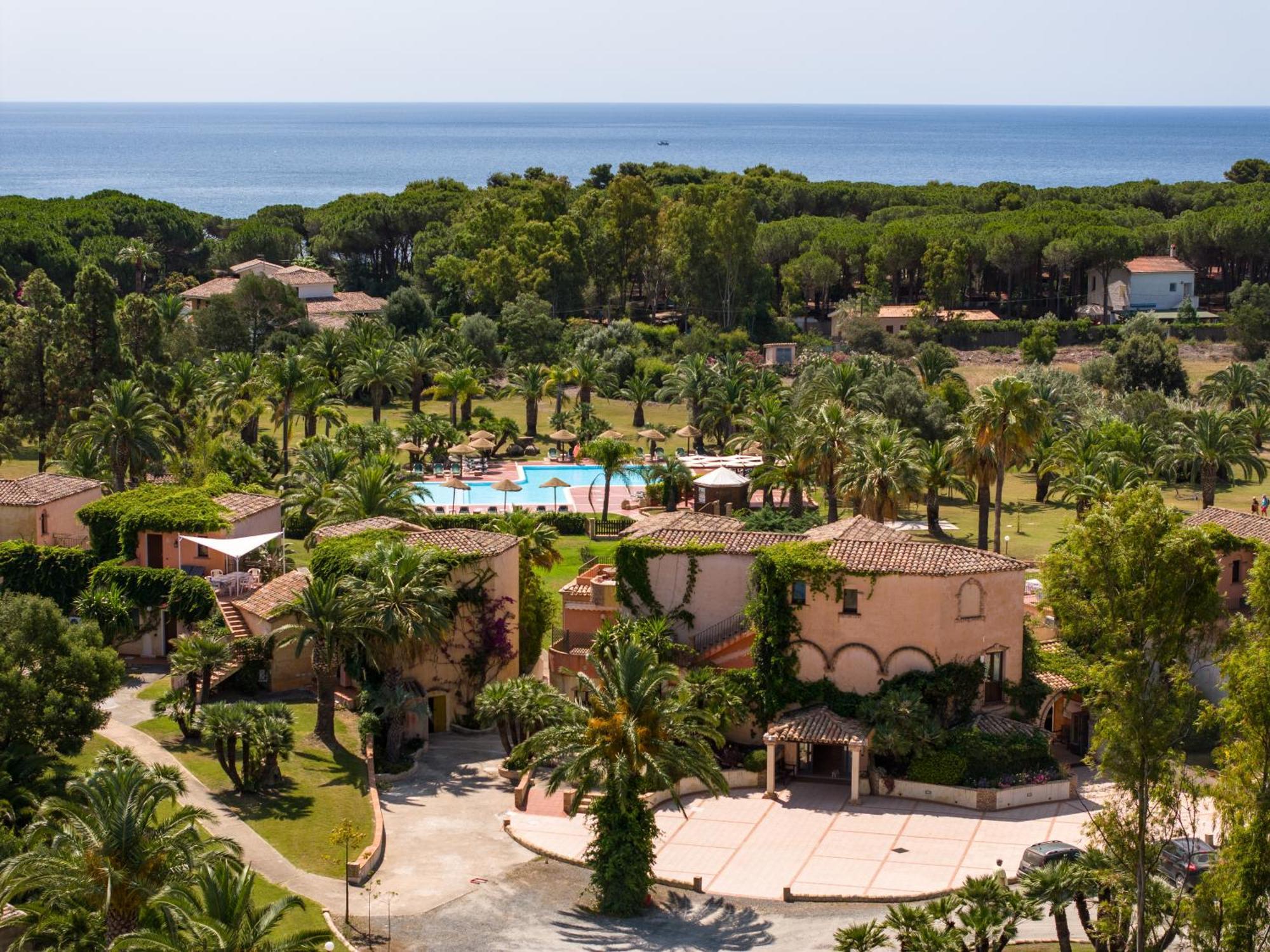 Baia Delle Palme Beach Santa Margherita di Pula Exterior photo